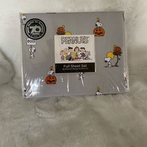 Peanuts Full sheet set/ Halloween/pumpkin design